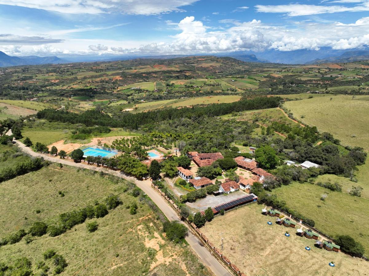Hotel Finca Buenos Aires Barichara Bagian luar foto